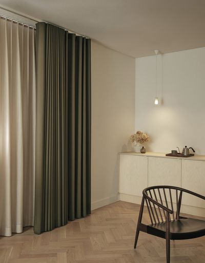 Schleuderzug-Systeme, SGGB Studio/Showroom London