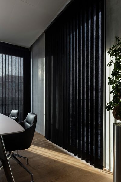 Vertikal-Lamellen, SG 2960, Colorama 2, Office, Bern, Switzerland