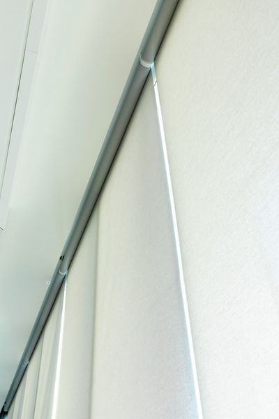 Rollo-Systeme, SG 4960, Versascreen 1-10%, Virgin Money, Glasgow, Scotland, United Kingdom