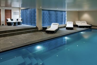 Vertikal-Lamellen, SG 2910, Multi Visio, Room shot "Rawsons Retreat", Kent, United Kingdom, Vertical Waves